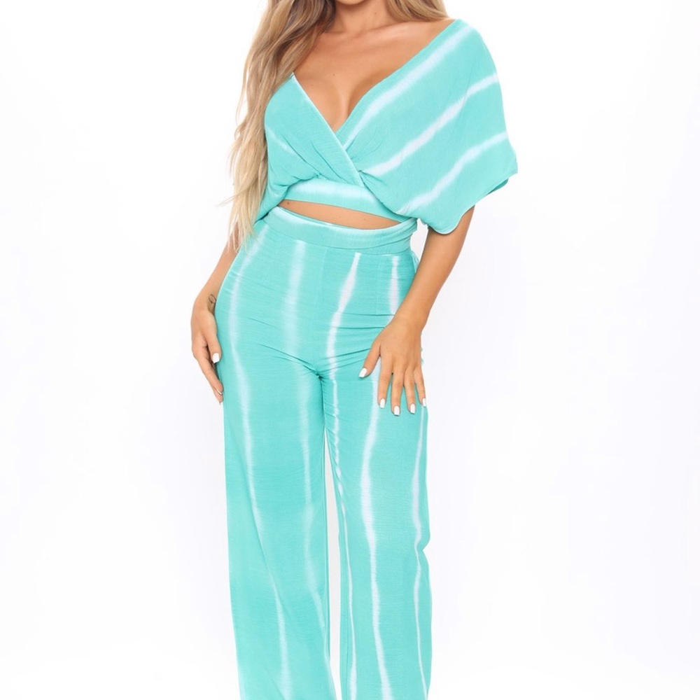 “Feel the vibe”matching pant set